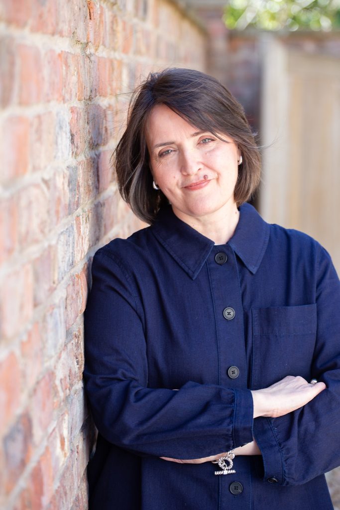 Photo of author Carolyn O'Brien
